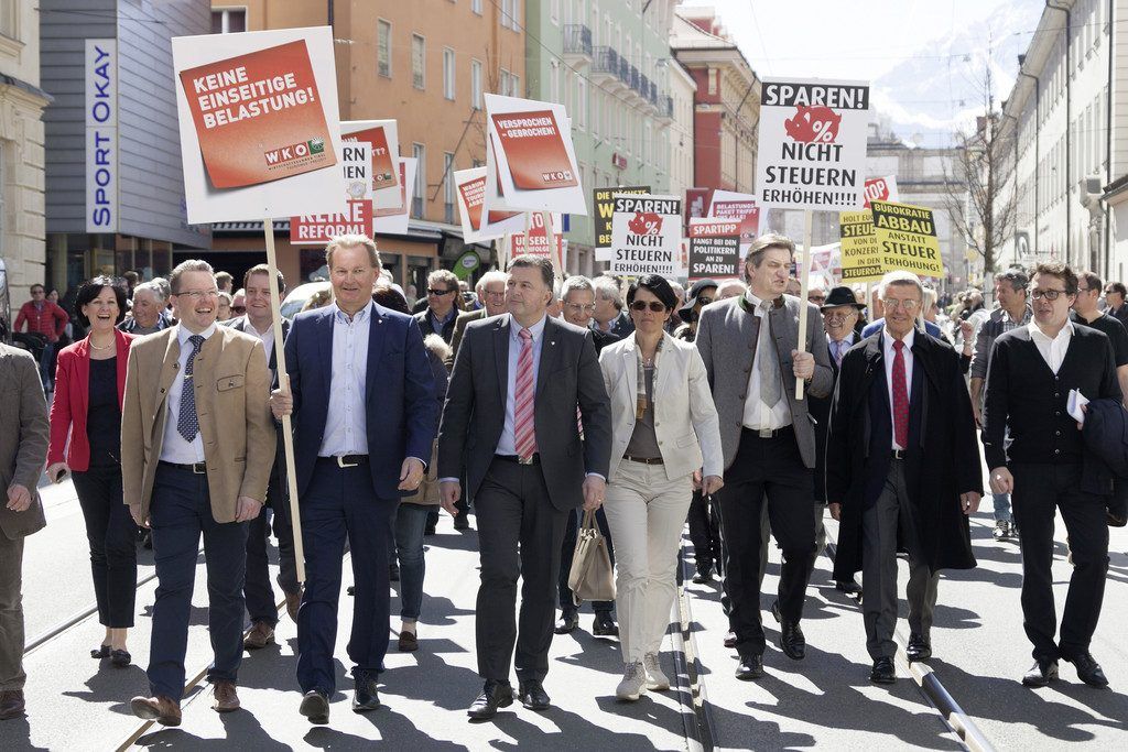 Angekündigte Rücknahme der Steuern auf Logis lässt Vorarlberger Touristiker hoffen.