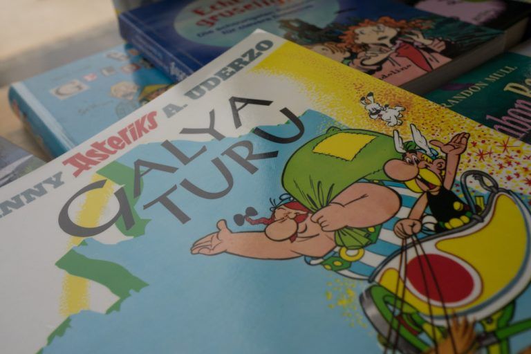 In der Bibliothek finden sich 1572 fremdsprachige Werke.