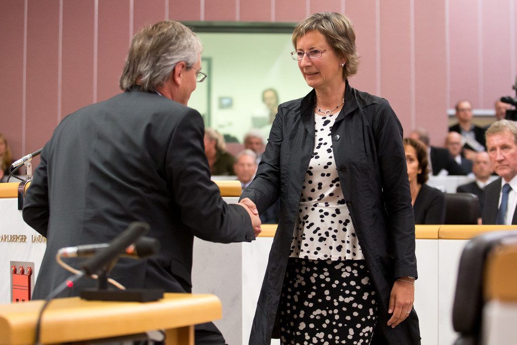 Opposition schenkte der Regierung zu Beginn der neuen Legislaturperiode kräftig ein.
