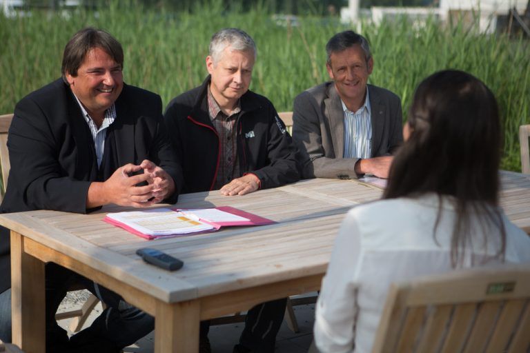 Josef Muchitsch (l.) mit Landesvorsitzendem Gerd Oprießnig und Landesgeschäftsführer Gerhard Flatz. Foto: VN
