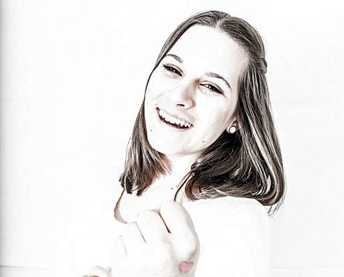 Josephine Vogl,14 Jahre, GötzisDieser Selbstverteidigungskurs hat mir sehr weitergeholfen, da ich jetzt weiß, wie ich mich wehren kann. Durch mein eigenes Verhalten kann ich vieles schon im Vorfeld verhindern.