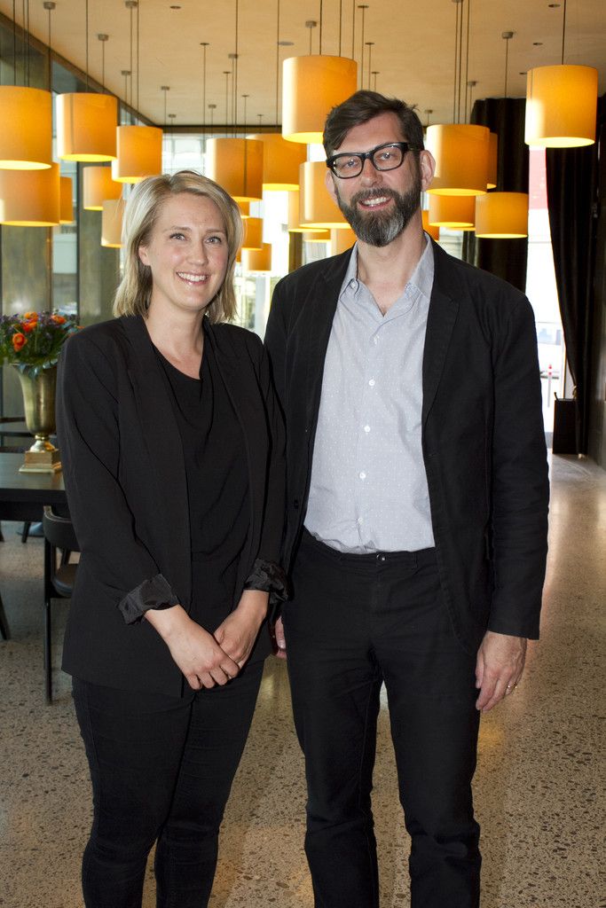 Julia Grund mit Juryvorsitzenden Mathias Heinz.  Fotos: md franc