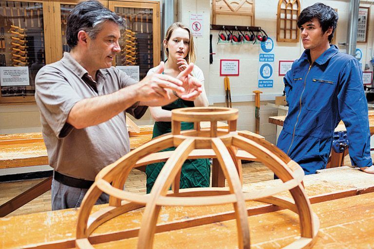 Kommt es zu Konfliktsituationen während der Ausbildung, kann Lehrlingscoaching helfen.