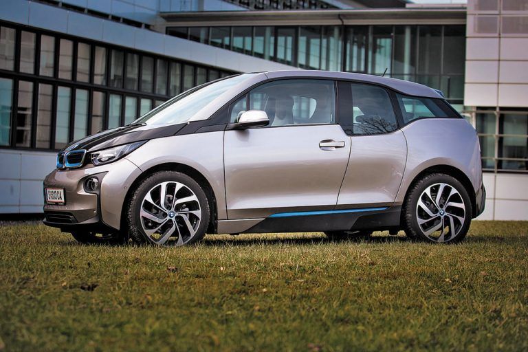 Kunden machen gute Erfahrungen mit dem BMW i3. Foto: werk