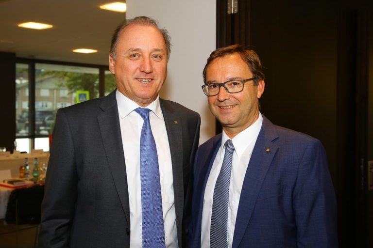 Landesdirektor Burhard Berchtel und Sparkasse-Dir. Werner Böhler.