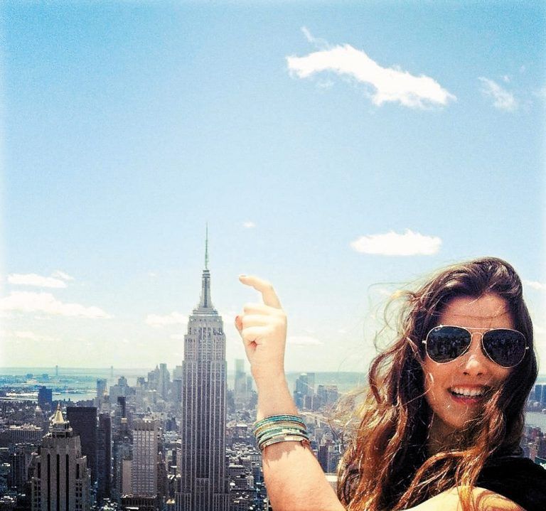 Linda Meixner: „Ich kam von Gargellen, einem Ort, in dem mehr Kühe als Einwohner leben, in eine Weltmetropole. Faszination pur!“  Foto: Meixner