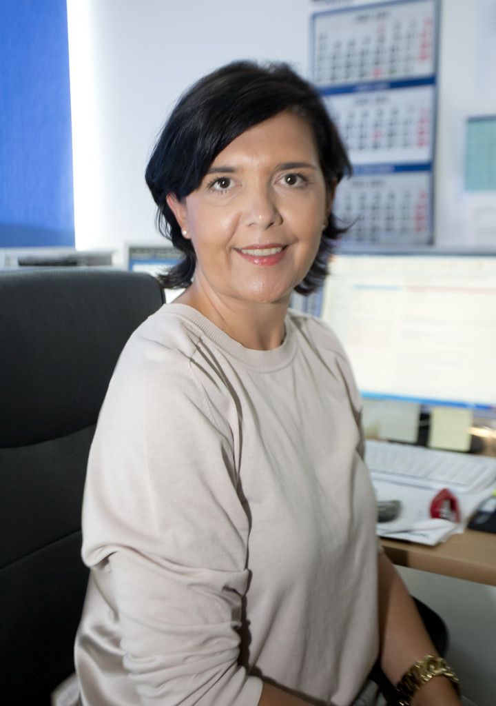 Manuela Podhradsky, Backoffice Ich bin von Anfang an dabei. Ich schätze das selbstständige Arbeiten, trage Verantwortung und erfahre von den Chefs volle Unterstützung.