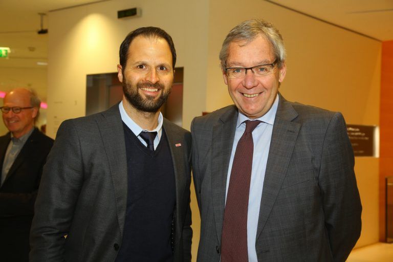 Marco Tittler (l.) und Landesstatthalter Karlheinz Rüdisser.