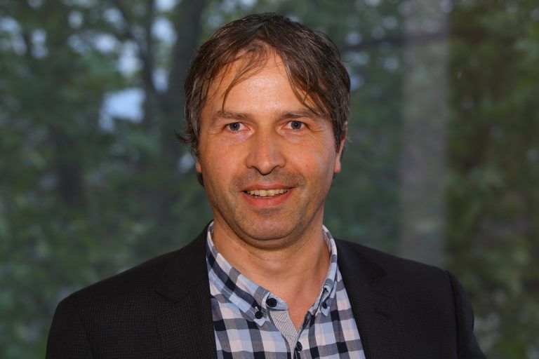 Markus Schertler, Eichenberg Ich wohne in unmittelbarer Nähe. Wir Anrainer sind beunruhigt hinsichtlich des Infraschalls. Es gibt Berichte von deutschen Höfen, die wegziehen wollen, wo solche Windkraftanlagen stehen.