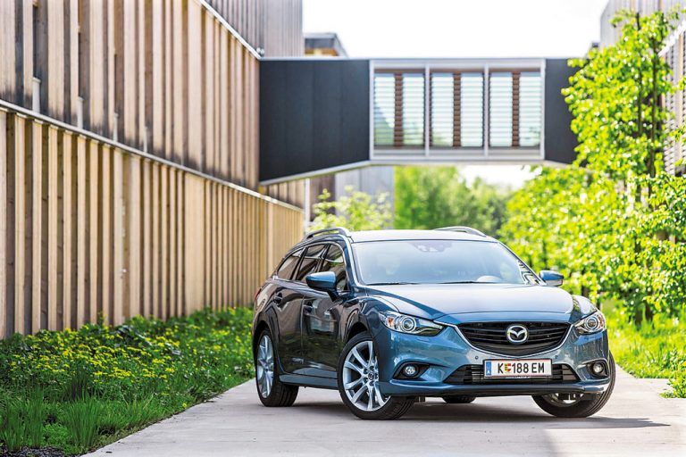 Mazda6 SportCombi: Hohe Sportlichkeit und hohe Transportkapazitätschließen einander nicht aus. Der Japaner schafft 522 bis 1648 Liter.