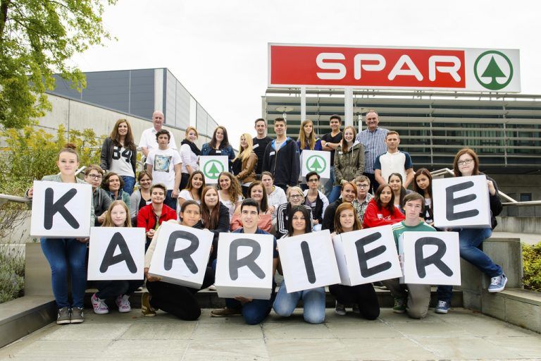 © MEDIArt | Andreas Uher; Spar, Gruppenaufnahme, Lehrlinge, Ausbildung, Karriere bei Spar