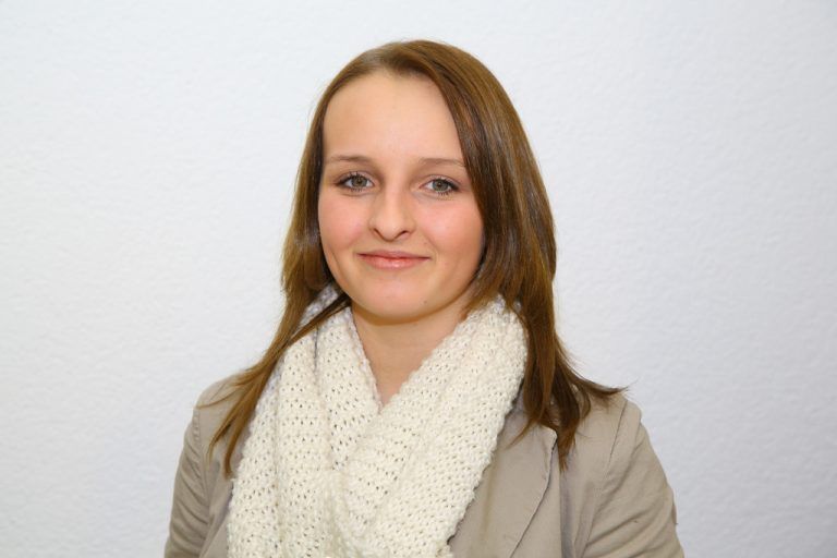 Mich hat an der „7 Schicksale – 7 Schatten“-Austellung sehr bewegt, dass es so junge Menschen mit so großen Schicksalsfällen sind. Auch wenn man vorsichtig ist, es kann immer etwas passieren.Larissa Franz, 16, Übersaxen
