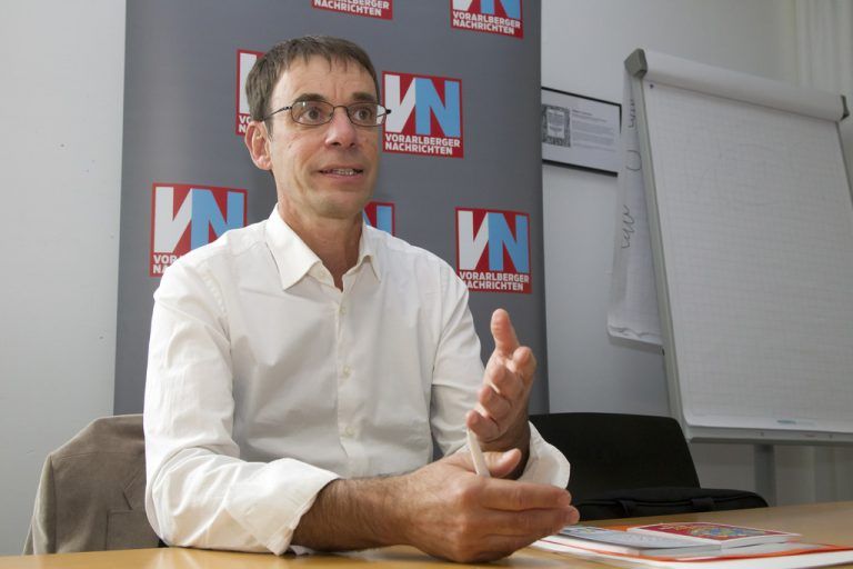 Michael Rauch, seit zwölf Jahren Kinder- und Jugendanwalt, zu Gast bei den VN. Foto: VN/Paulitsch