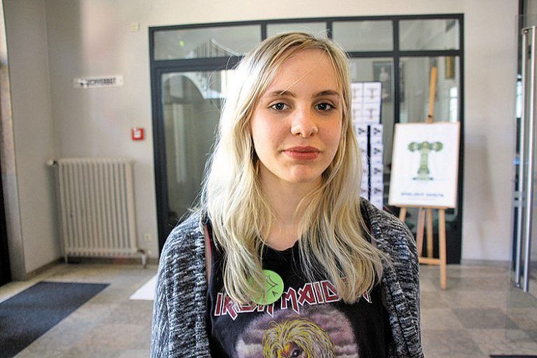 Mir gefiel die Station „Alice im Wunderland“ am besten, weil sie offen über sich berichtete. Sie erklärte uns, dass sie jahrelang unter einer Essstörung litt. Man erfuhr vieles in dem Workshop, was man sonst nicht erfahren würde. Nina, 16 Jahre