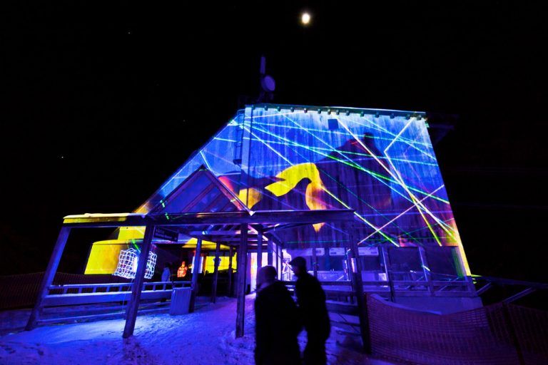 Musik- und Klangwelten„Cineastic Gondolas“ nennt sich ein genreübergreifendes Event in Sachen Musik- und Klangwelten, das am 13. Dezember bei der Rüfikopfbahn über die Bühne geht. Heuer steht das Ganze unter dem Titel „Himmel & Hölle“.