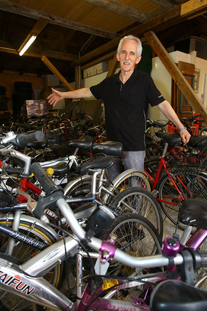 Nach dem Aufruf in den VN spendeten Leserinnen und Leser über 100 Fahrräder. Fotos: VN/Hofmeister