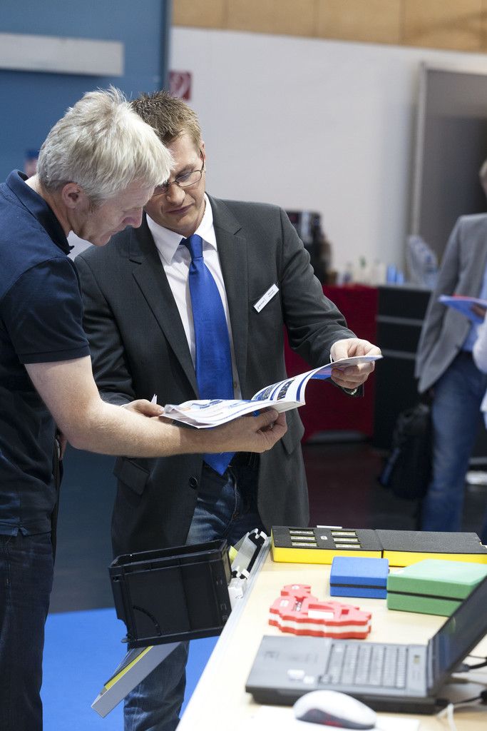 Neben Gesprächen mit über 35 Lieferanten werden auch Informationen zur grenzüberschreitenden Kooperation. Fotos: Messe Dornbirn