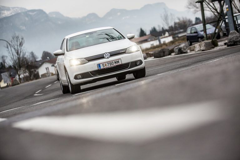Negativ: Wenn man schon was kritisieren muss, dann das biedere Aussehen dieser sportlichen Limousine