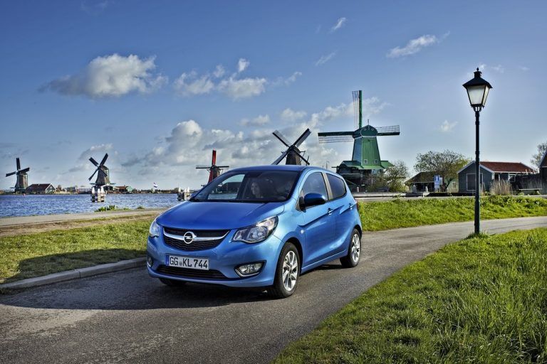 Opel bringt mit dem Karl ein neues Einstiegsmodell. Den Kleinstwagen gibt es als praktischen Fünftürer. Fotos: werk