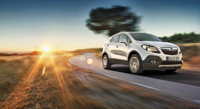Opel Mokka: Die Rüsselsheimer lassen den Erfolgsträger noch in Asien bauen. Ab Mitte dieses Jahres soll er in Spanien gefertigt werden.