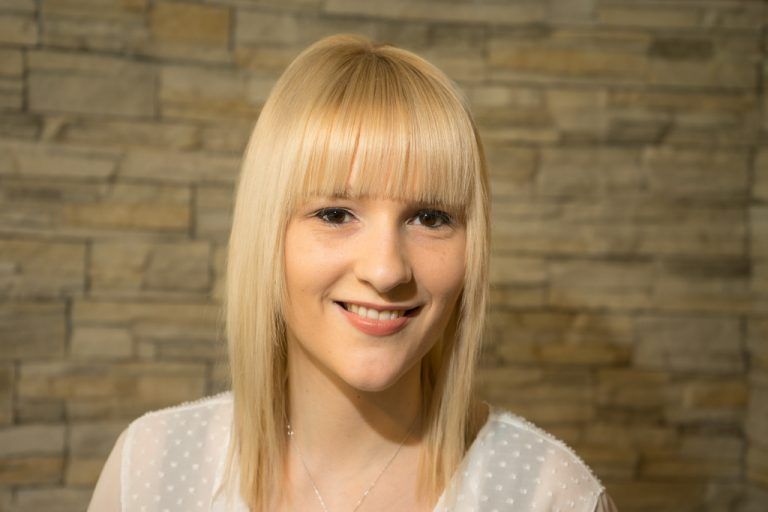 Patricia Weiß, Bürokauffrau Mir gefällt die Abwechslung - ich mache von allem ein bisschen was. Die Harmonie im Team ist super, es macht jeden Tag aufs Neue Spaß, hier zu arbeiten.