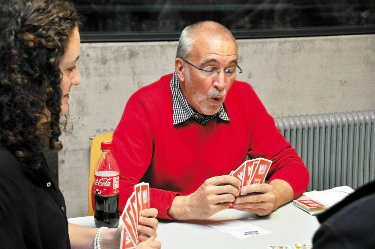 Pauline und Prof. Möller hatten ihre Freude beim Preisjassen.