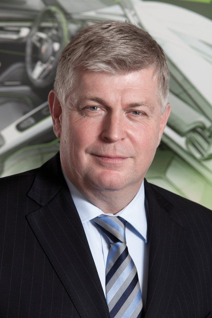 „Den nächsten 911er wird  es auch als Hybrid geben“