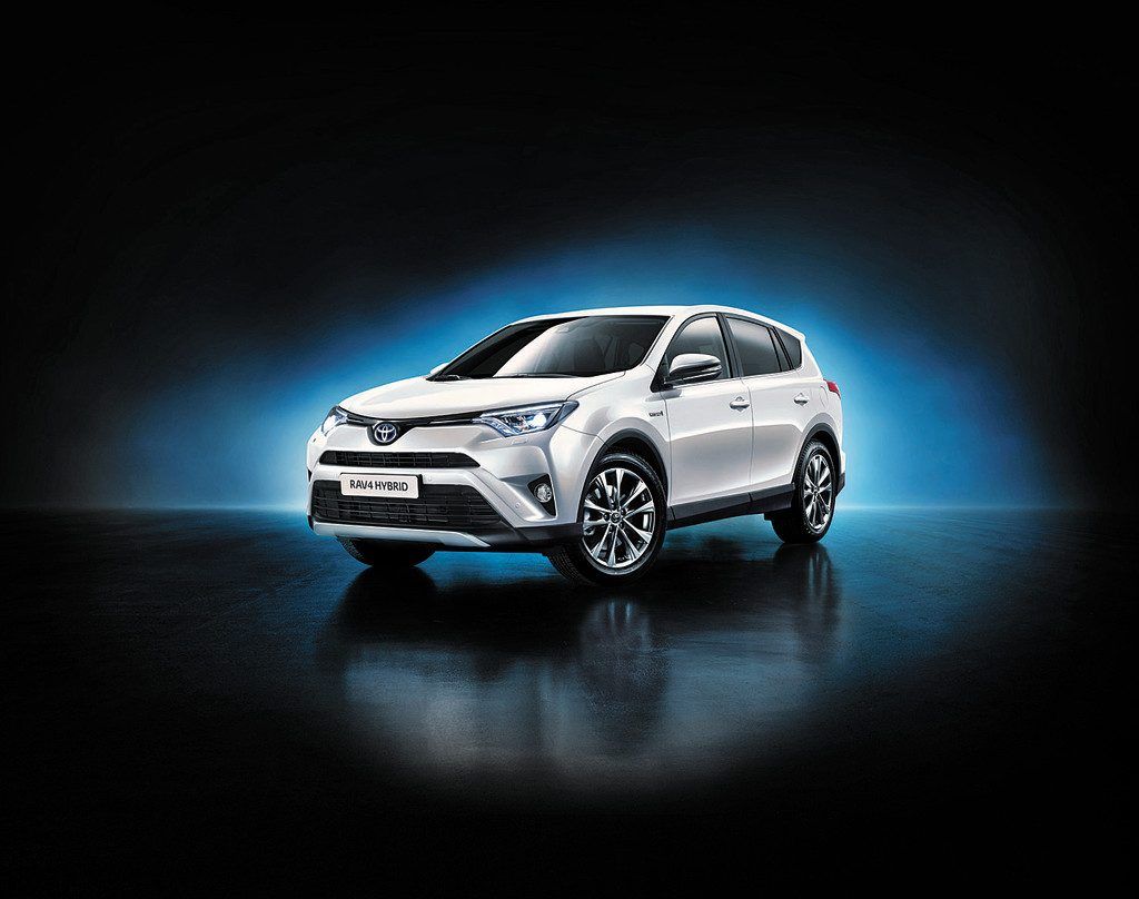 RAV4 feiert in Hybridversion Weltpremiere