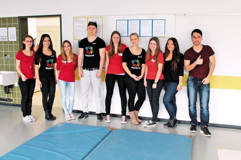 Projektteam mit Helfern. FotoS: Serdar Yücel