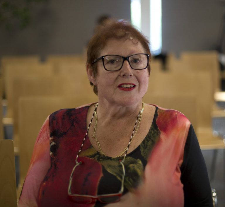 Renate Blum62, HöchstIch halte gar nichts davon. Im Gymnasium lernt man schließlich etwas ganz anderes, als in der Hauptschule. Ich halte das Entscheidungsalter von zehn Jahren für genau richtig.