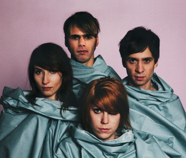 René Mühlberger (rechts) ist der Kopf der österreichischen Band „Velojet“.  Foto: Julia Grandegger