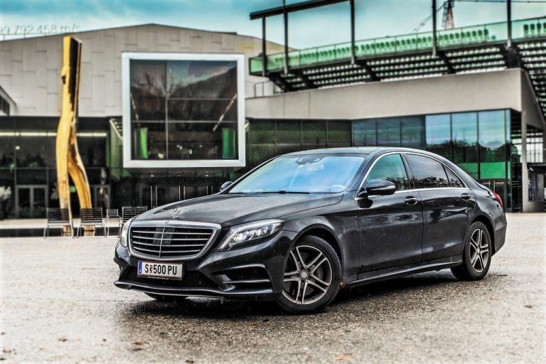 Repräsentative Langversion der Mercedes S-Klasse: Luxus-Limousine mit Allradantrieb 4MATIC im VN-Test. Fotos: VN/steurer