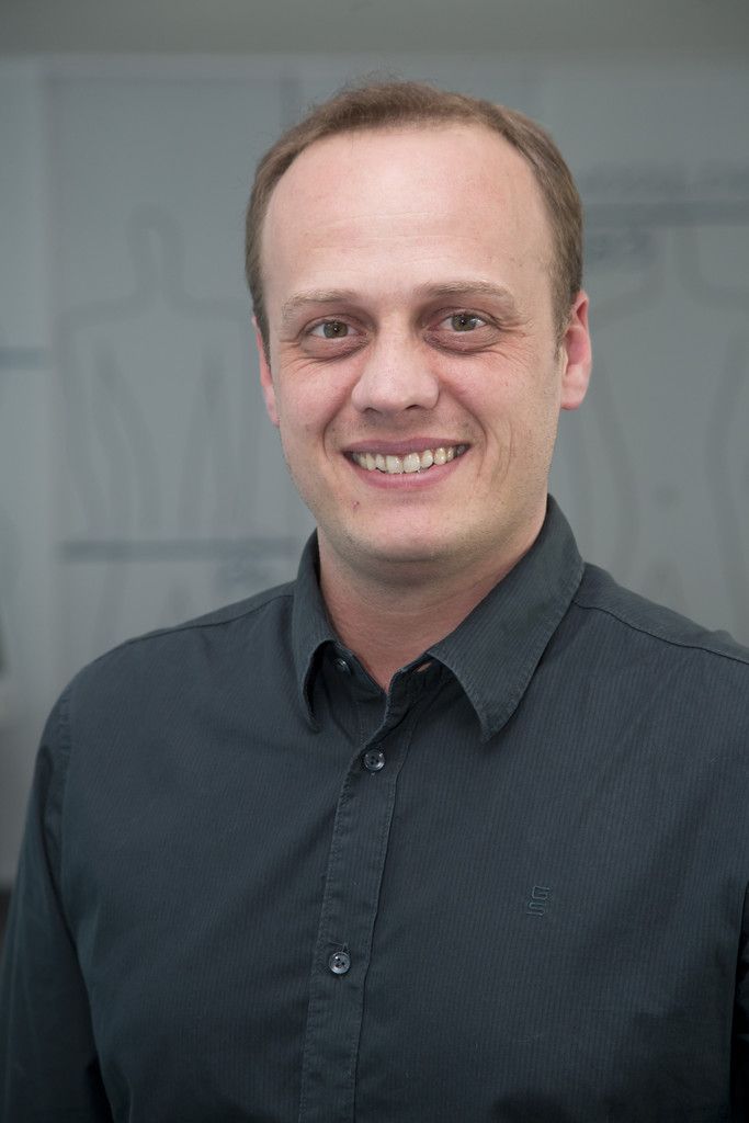 Robert Winsauer, VerkaufIch präsentiere unsere Konzepte direkt beim Kunden. Jeder Auftrag ist anders und spannend. Daneben programmiere ich interaktive Systeme.