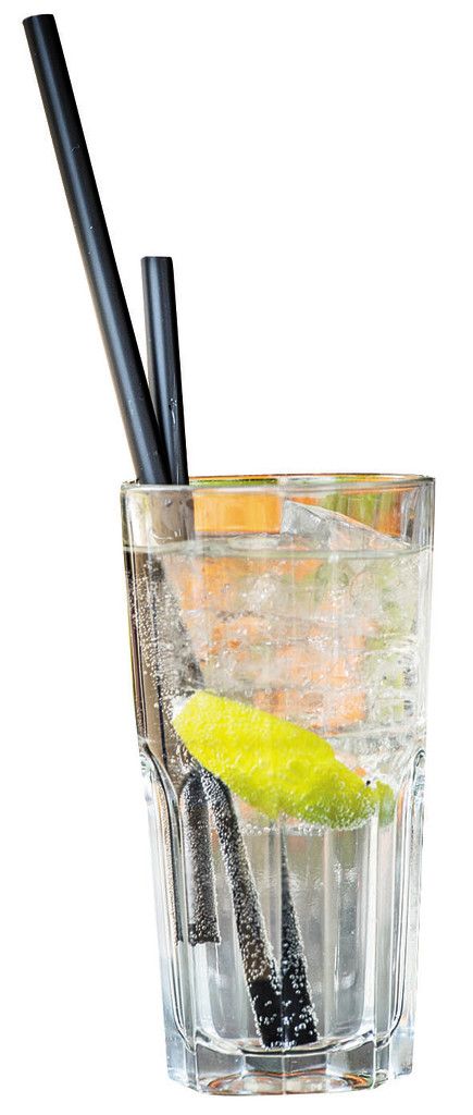 Scharf-würzig wird es mit dem Moskau Mule aus 4 cl Wodka, Ginger Beer, wahlweise einem Schuss Zitronensaft sowie Leuterzucker, Eis und Limetten. 