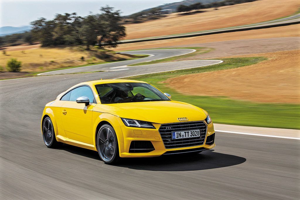 Neustart für den Audi TT: Junge Design-Ikone mit neuem, innovativem Cockpit.