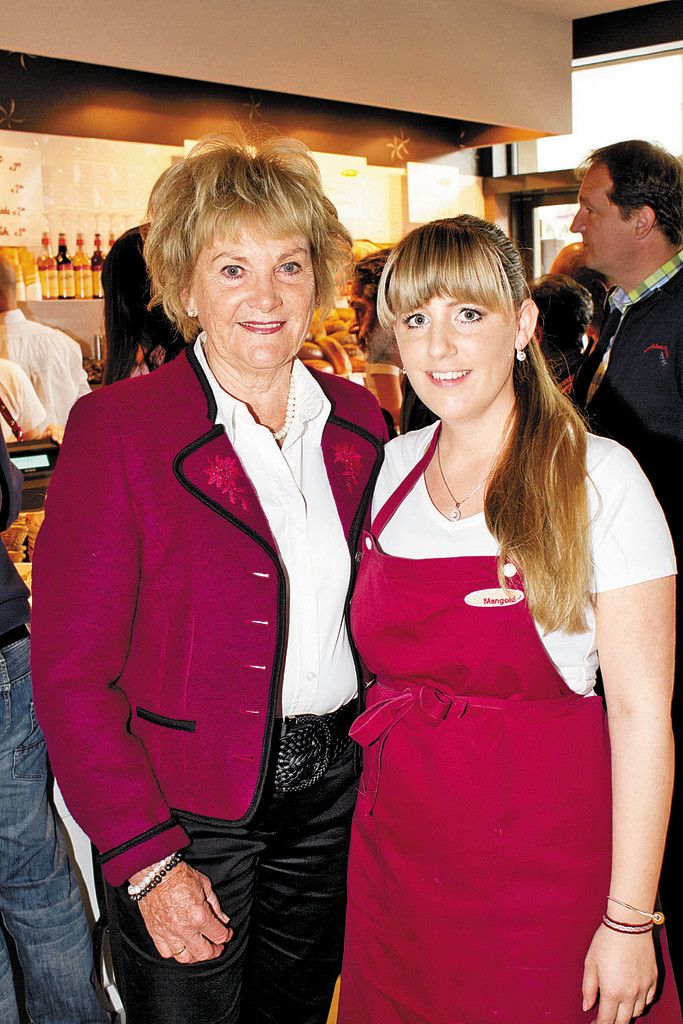 Seniorchefin Ute Mangold mit Filialleiterin Melanie Dür.