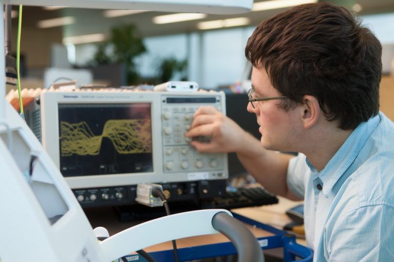 S.I.E. will im laufenden Jahr die Mitarbeiterzahl um zehn Prozent erhöhen. Firmen-Foto