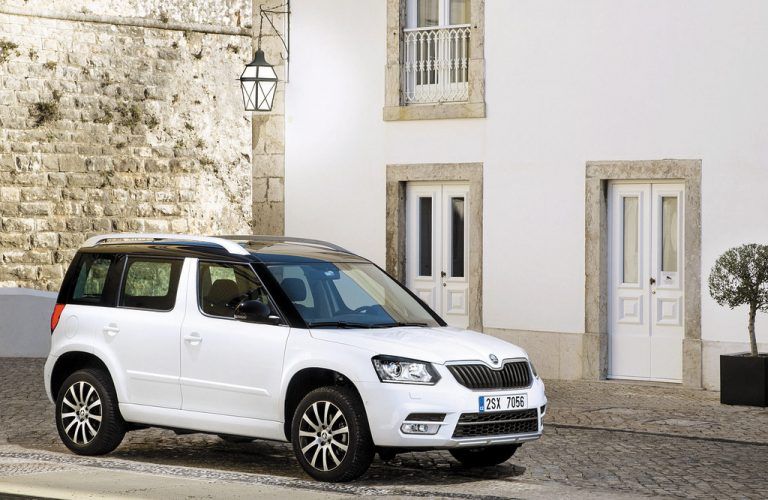 Skoda Yeti: Zu haben entweder in city-feinem Outfit oder, als „Outdoor“, in robusterer Offroad-Montur.