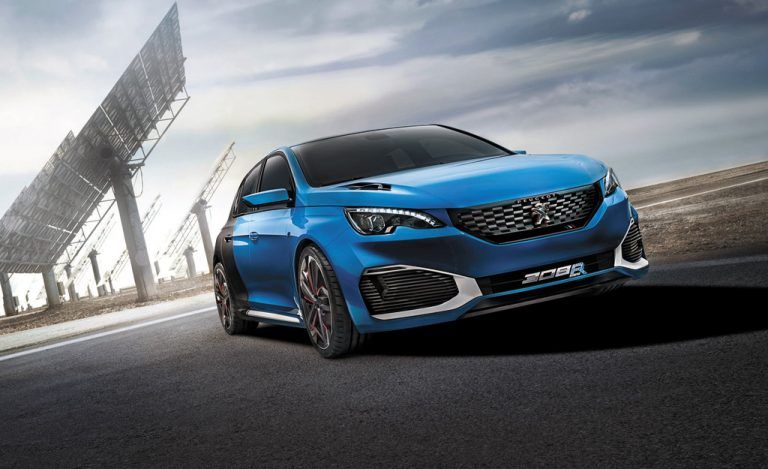 Spektakuläres Konzeptfahrzeug von Peugeot: der 308 R Hybrid leistet 500 PS. Foto: werk