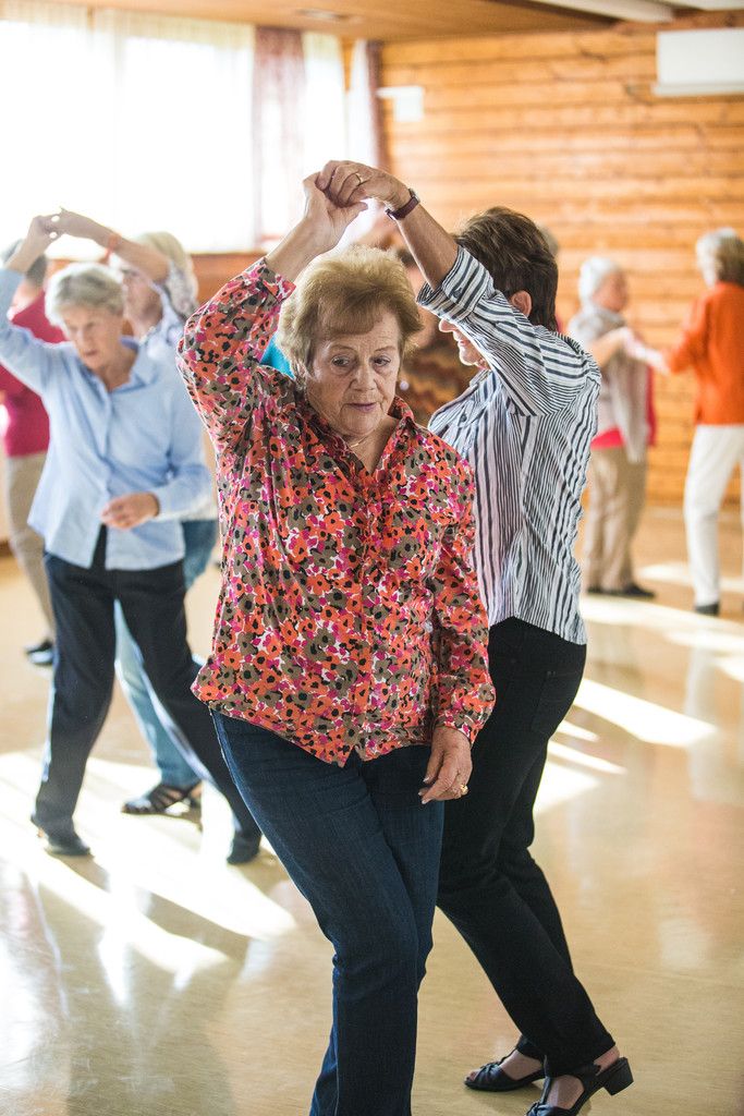 Tanzen ist weit mehr als Bewegung. Es fördert Koordination, Konzentration und trainiert das Gedächtnis.  Foto: Steurer