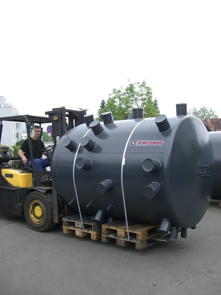 Technik von Zortström für den Frankfurter Hochhauskomplex. Übergeben wird die Anlage im Juli. Fotos: Zortea