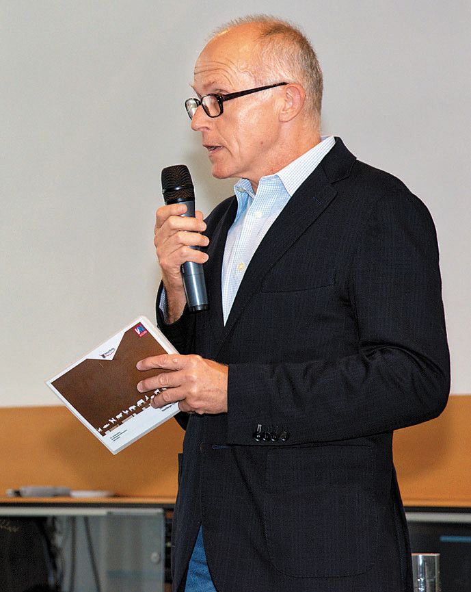 Tierschutzombudsmann Pius Fink führte durchs Programm.