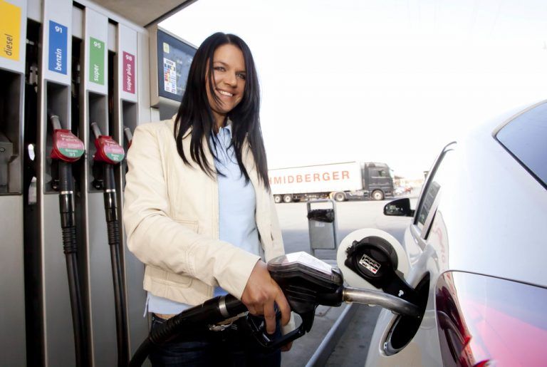 Treibstoff ist in Österreich vergleichsweise billig. VN/Paulitsch