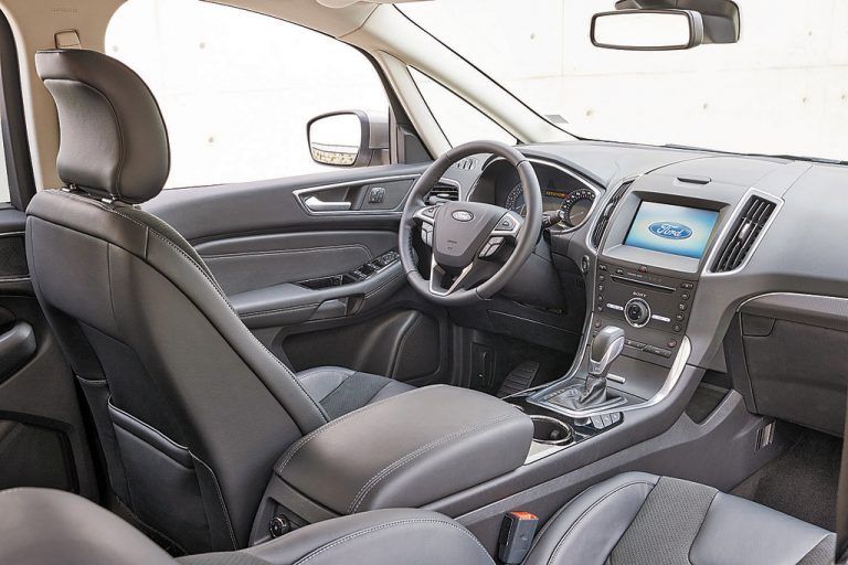 Trend zu weniger Knöpfen im Cockpit.