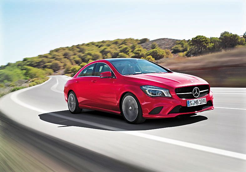 Mercedes-Benz  poliert CLA auf