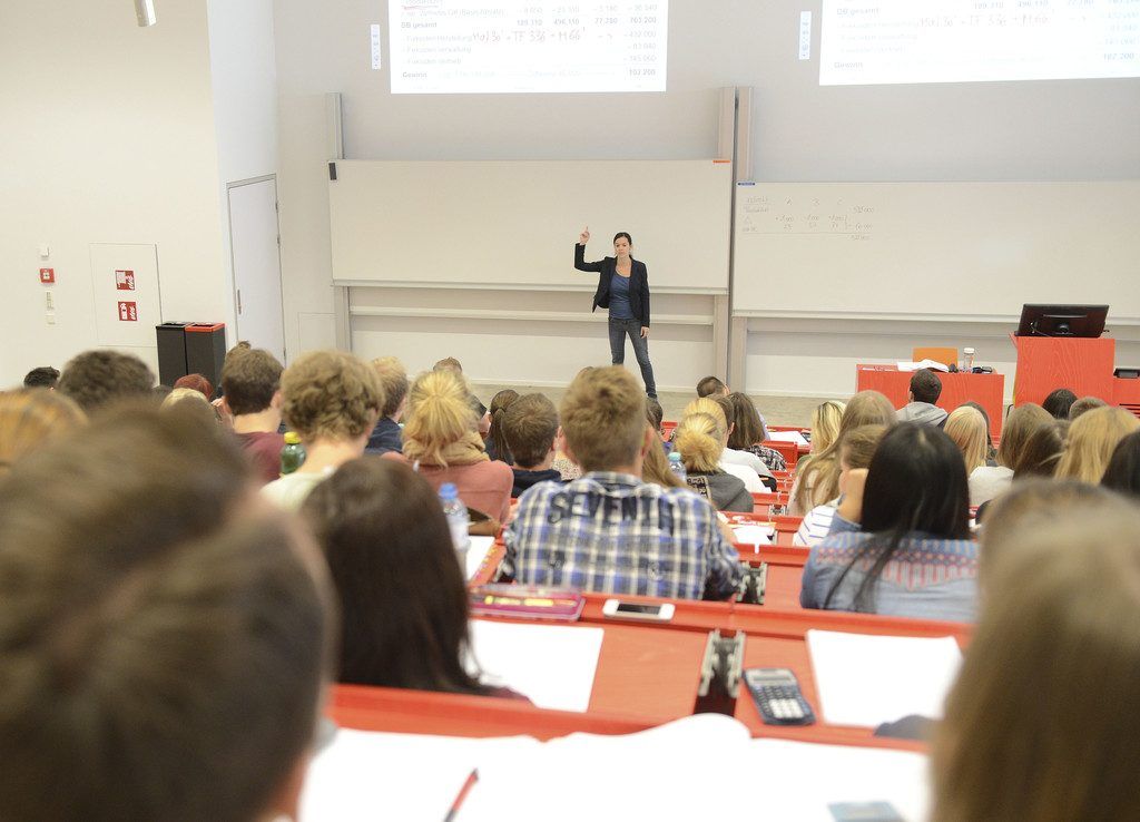 Angehende Pädagogen werden Teile ihres Lehramtsstudiums in Tirol zu absolvieren haben.