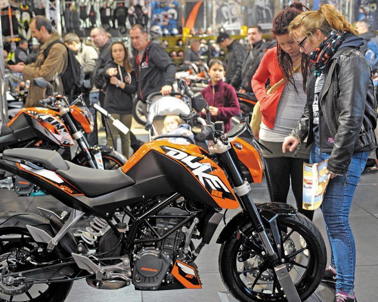 Viele Besucher auf der Motorradwelt Bodensee. Foto: messe