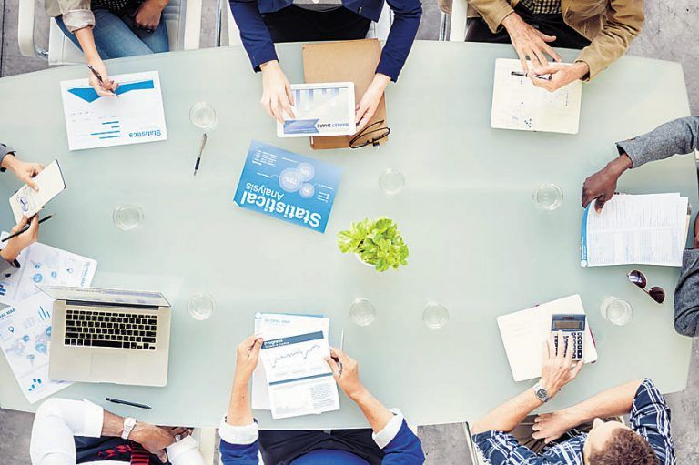 Viele Menschen fühlen sich nach Netzwerkveranstaltungen „dreckig“.