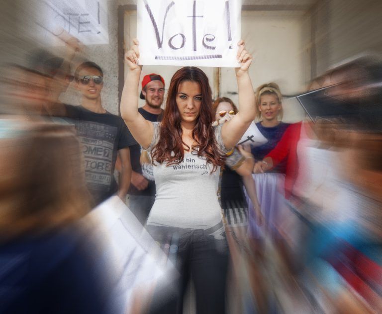 Wer in Bezug auf die bevorstehenden Landtagswahlen noch unentschlossen ist, bekommt im aha objektive Entscheidungshilfen. Fotos: aha