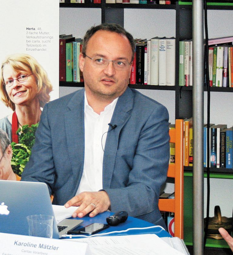 Zukunftsforscher Harry Gatterer und Karoline Mätzler (Caritas).